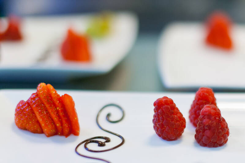 Hochzeit feiern im Hotel HerzogsPark – Buffet mit Nachspeise