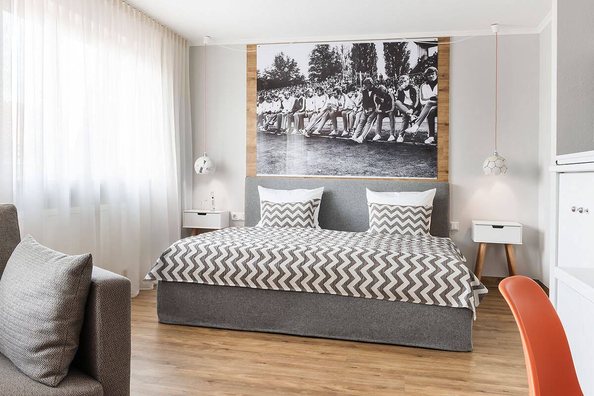Wellnessurlaub im 4 Sterne Hotel HerzogsPark – Fußball-Doppelzimmer bei Nürnberg