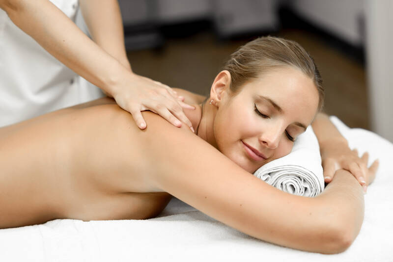 Wellnessgutschein für eine Massage im Hotel HerzogsPark bei Nürnberg