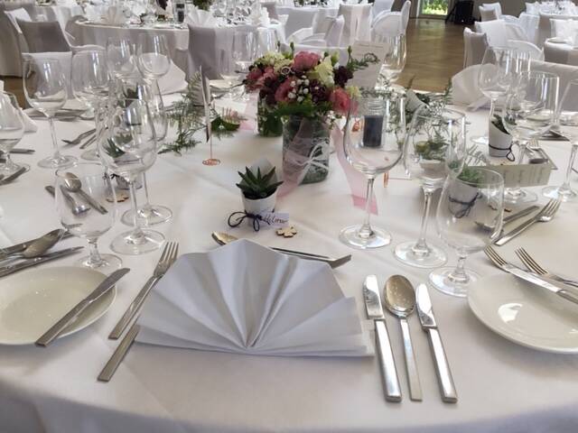Hochzeit im Hotel HerzogsPark nahe Erlangen feiern