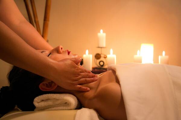 Chakra Back Massage