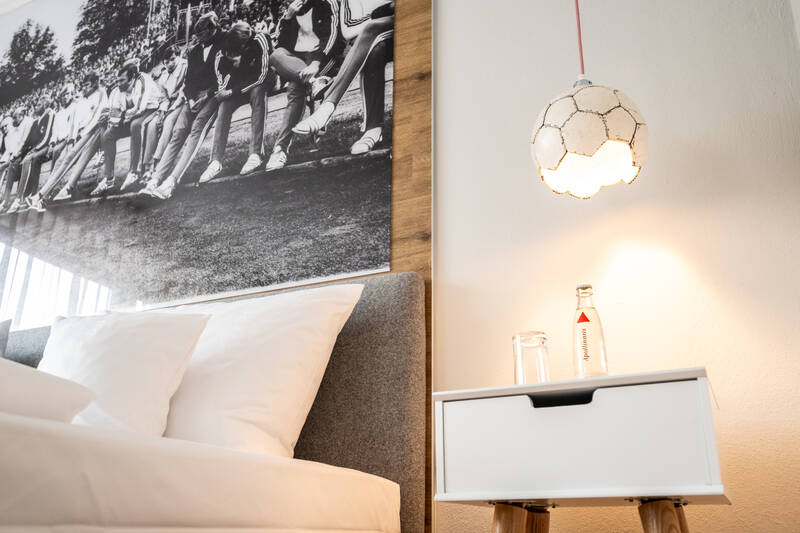 Kurzurlaub im Hotel Herzogspark: Themenzimmer "Fußball" in der Nähe von Nürnberg & Erlagen